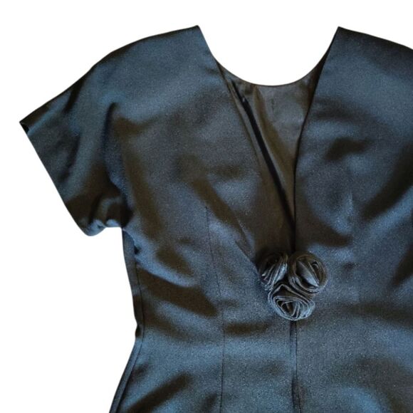 VTG Black Low Back Rosette Midi Sheath Dress Deadstock Size 14 *Fits like Large - Picture 9 of 15